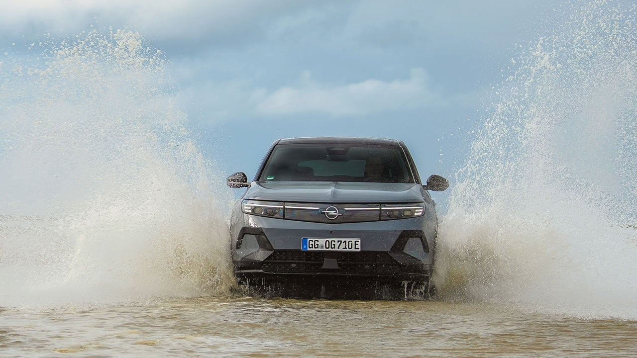 Foto - Fiyatı da özellikleri kadar dikkat çekti! Opel’in yeni elektrikli 4x4’ü Türkiye’de