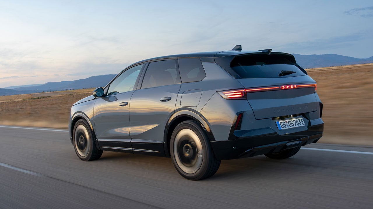 Foto - Fiyatı da özellikleri kadar dikkat çekti! Opel’in yeni elektrikli 4x4’ü Türkiye’de