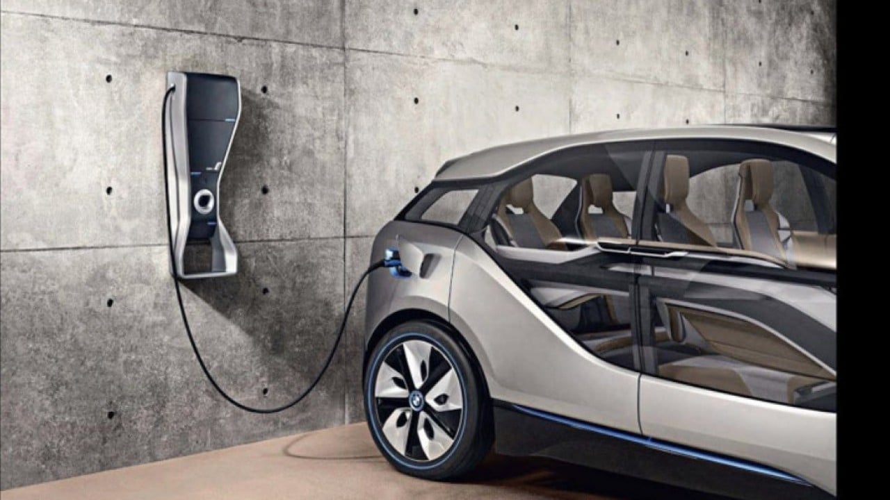 Fiyatlar güncellendi: En ucu sıfır elektirikli otomobiller belli oldu!