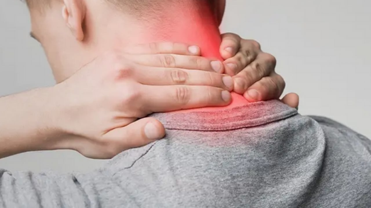 Foto - Flaş açıklamalara kulak verelim: Boyun fıtığı kırmızı alarm veriyor... Uzmanlar anlattı