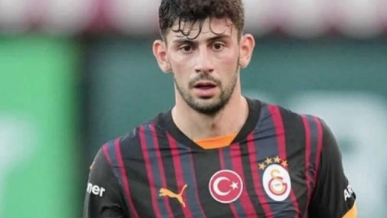Foto - Flaş gelişme: Galatasaray'da o ismin bileti kesildi! Kendisine takım arıyor