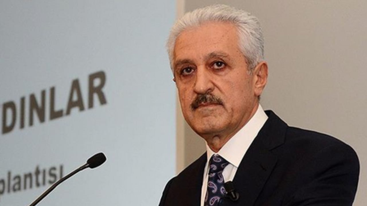 Foto - Flaş gelişme: Mehmet Ali Aydınlar çekilecek mi? 2013 yılında Aziz Yıldırım'a kaybeden isimdi...