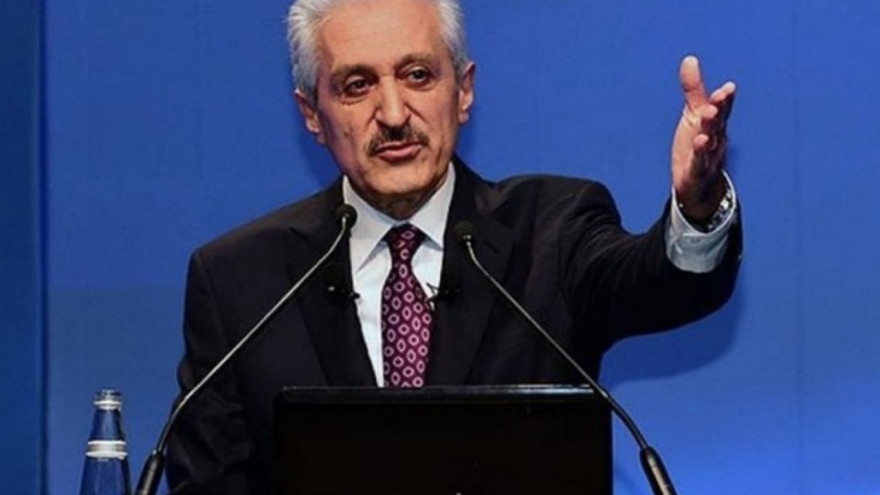 Foto - Flaş gelişme: Mehmet Ali Aydınlar çekilecek mi? 2013 yılında Aziz Yıldırım'a kaybeden isimdi...