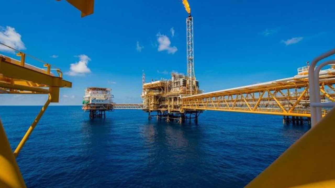 Foto - Flaş gelişme! Türkiye doğalgaz fışkıran saha için Çinlilerle anlaştı