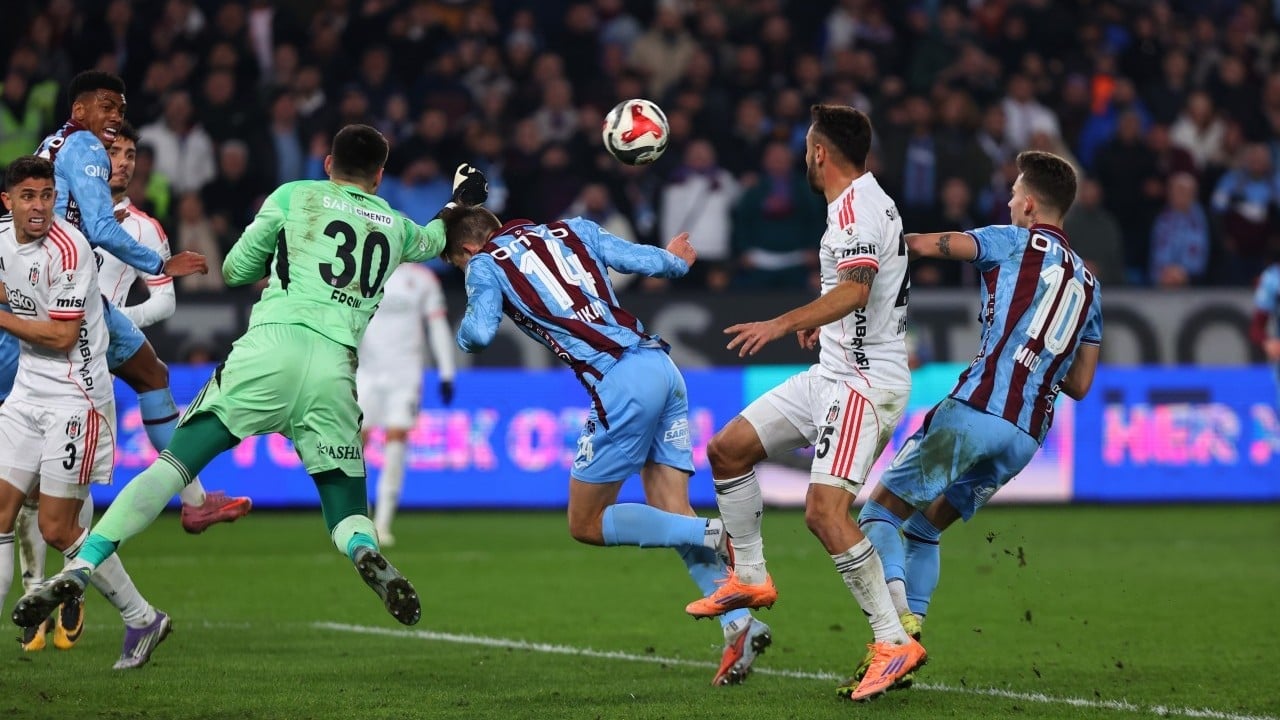 Foto - Flaş gelişme: Yayıncı kuruluşla ipler gerildi! Yeni dönemde Süper Lig maçlarını kim yayınlayacak?