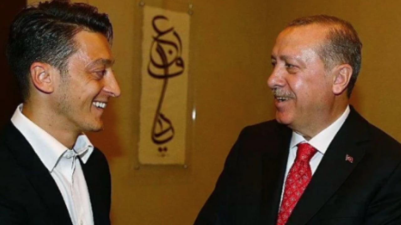 Foto - Flaş iddia: TFF'nin başına Mesut Özil: İbrahim Hacıosmanoğlu için yolun sonu mu?