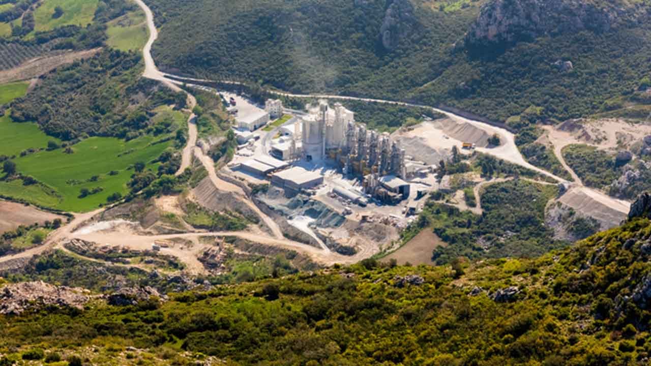 Foto - Flaş karar: Türkiye'nin ünlü maden şirketine o ilimizde 80 dönümlük orman alanı verildi