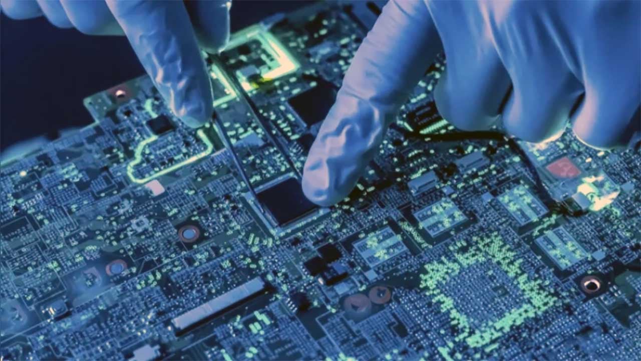 Foto - Fotonik işlemci ortaya çıktı! Bill Gates çip devine savaş açtı