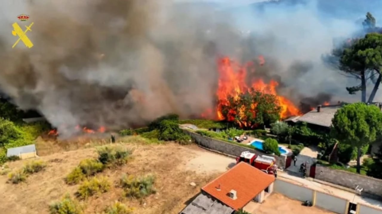Foto - Fransa ve İspanya alevlere teslim: 100 binden fazla kişi tahliye edildi