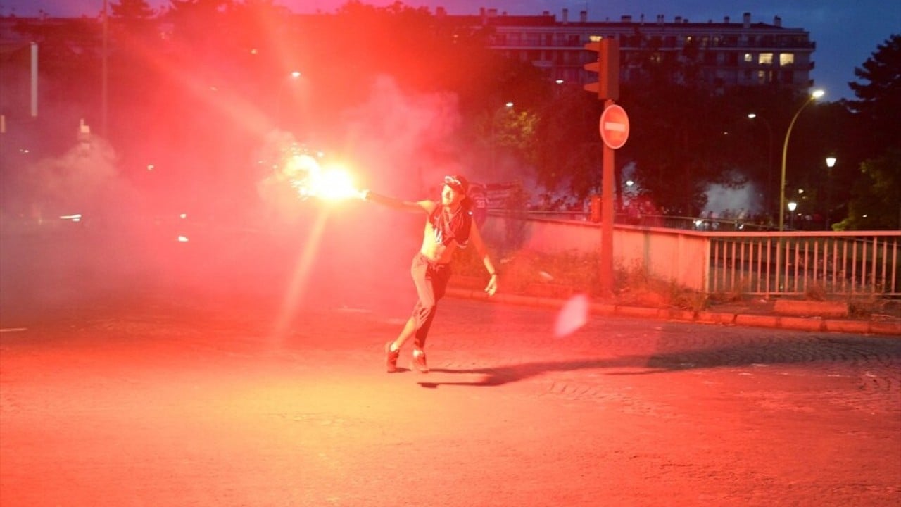 Foto - Fransa’da olaylı gece! 426 kişi gözaltına alındı