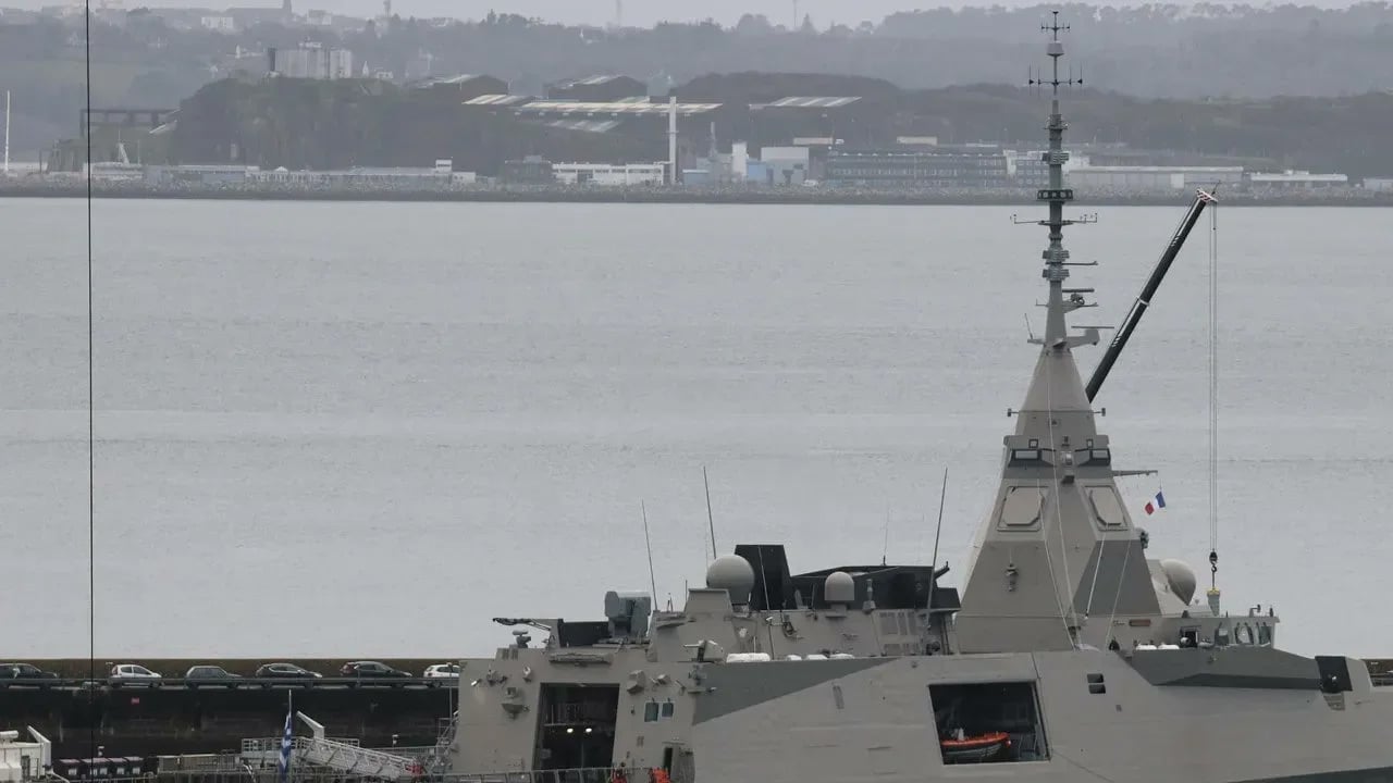 Foto - Fransız bakan Yunan tersanesini ziyaret etti: Tüm dünyaya seslendi... Bir onur diyerek duyurdu!