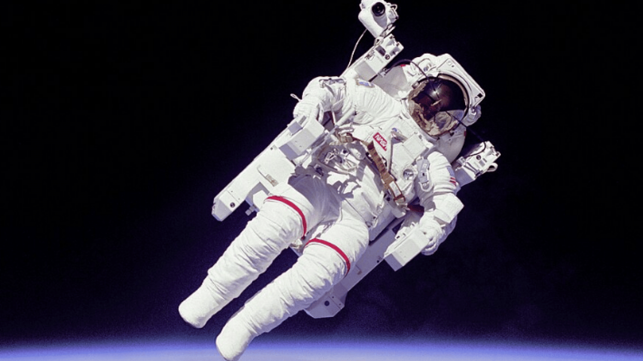 Foto - Fransız giyim markasından bir ilk, yeni üretim! 'Astronotlar'a uzay giysisi tasarladı! Büyük yatırım: Başladı