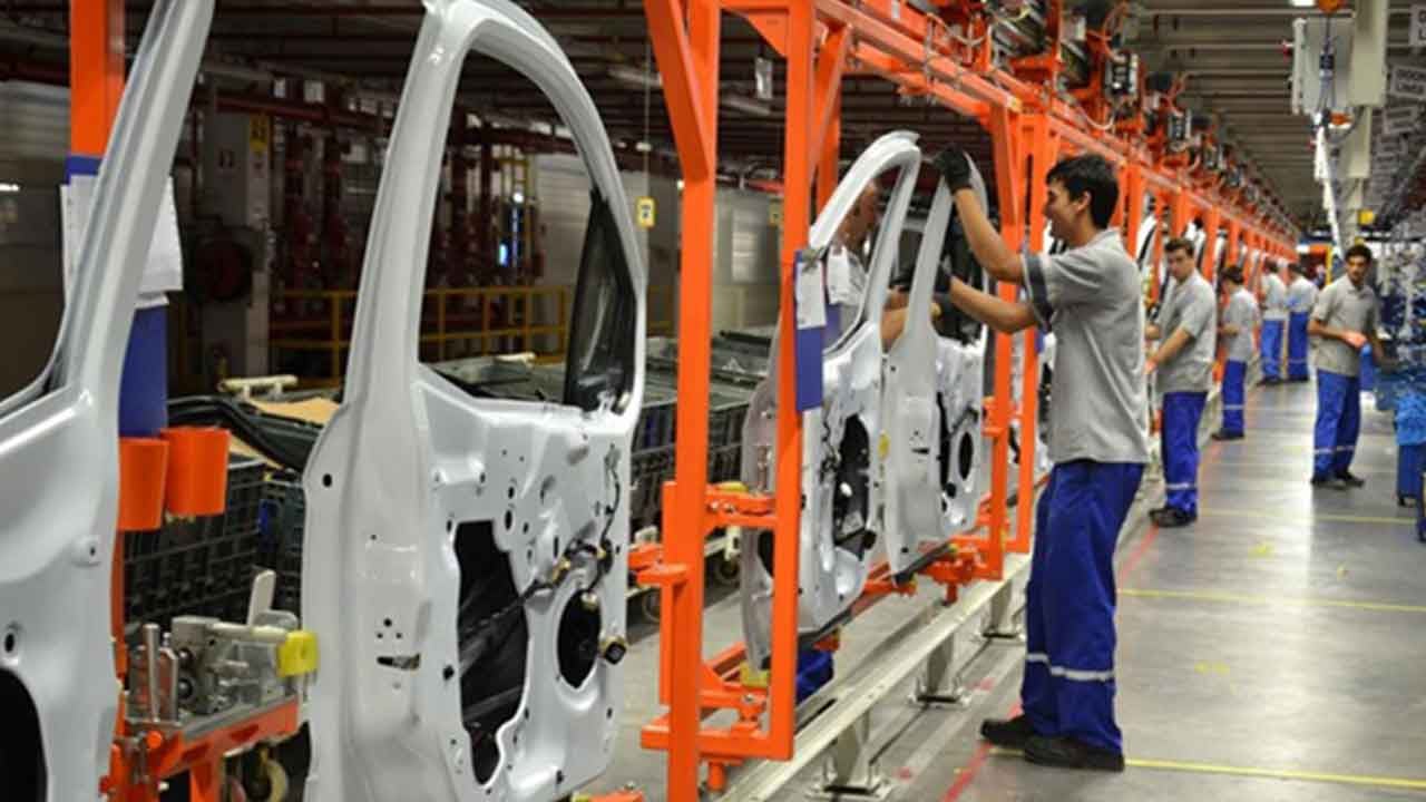 Foto - Fransız Renault'un herkesten gizlediği Türkiye planı ortaya çıktı! Togg detayı tam anlamıyla olay