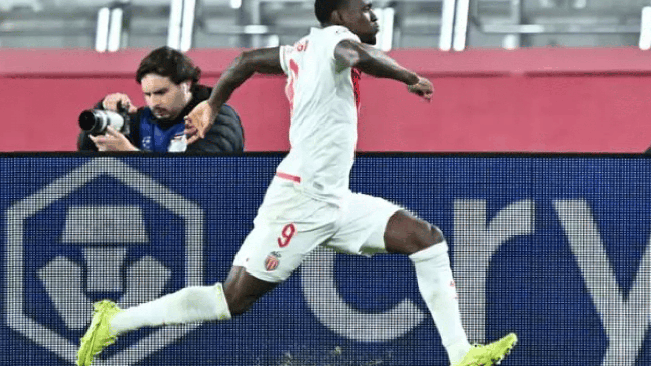 Foto - Fransızlar Galatasaraylı oyuncuyla alay etti! Taraftarı çıldırtacak açıklamalar!