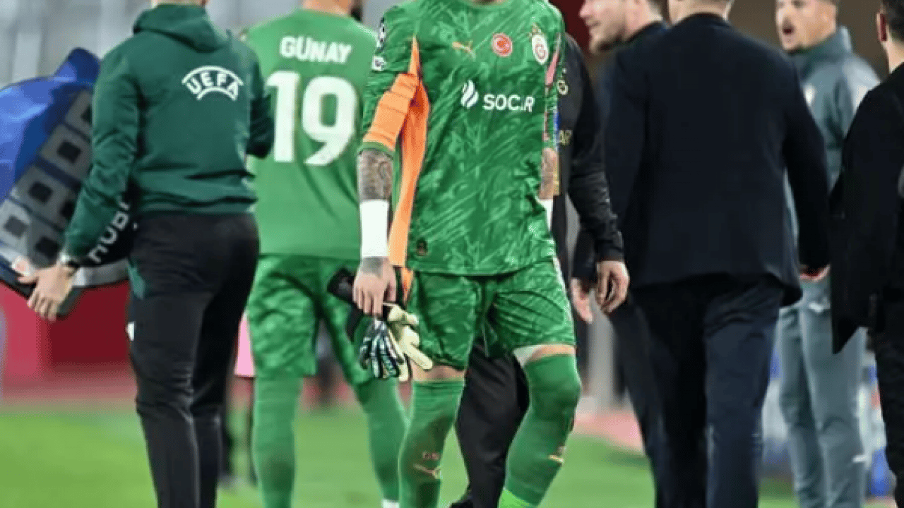 Foto - Fransızlar Galatasaraylı oyuncuyla alay etti! Taraftarı çıldırtacak açıklamalar!