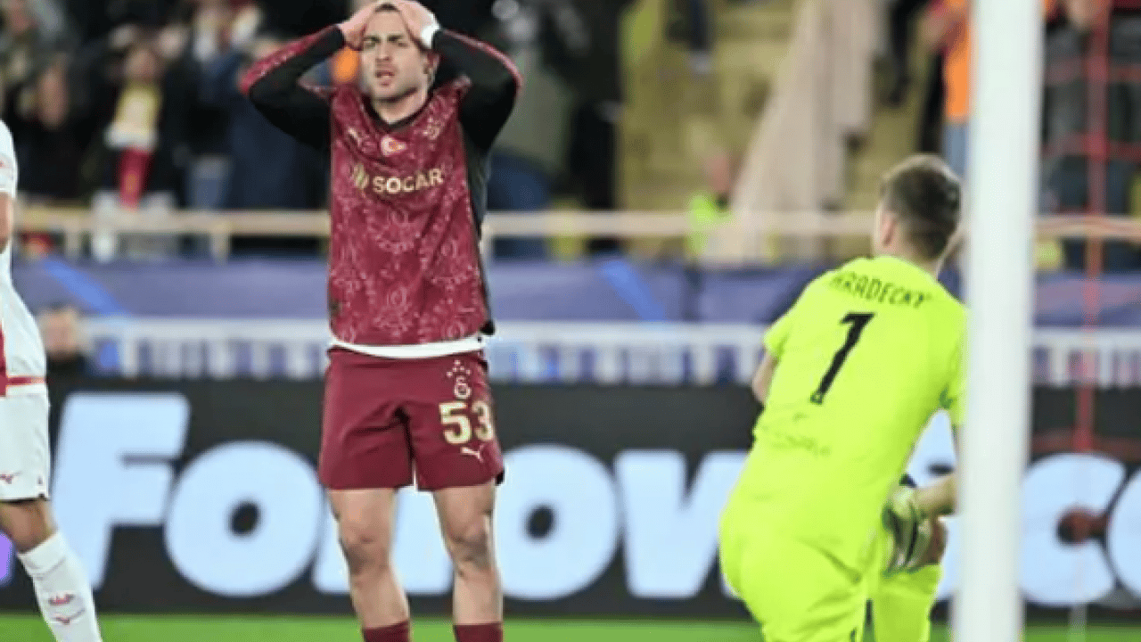 Foto - Fransızlar Galatasaraylı oyuncuyla alay etti! Taraftarı çıldırtacak açıklamalar!