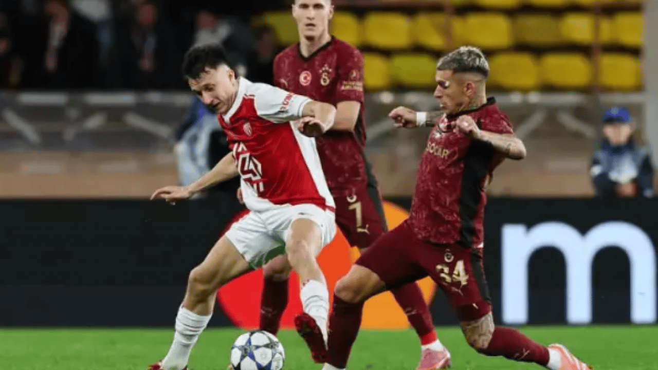 Foto - Fransızlar Galatasaraylı oyuncuyla alay etti! Taraftarı çıldırtacak açıklamalar!