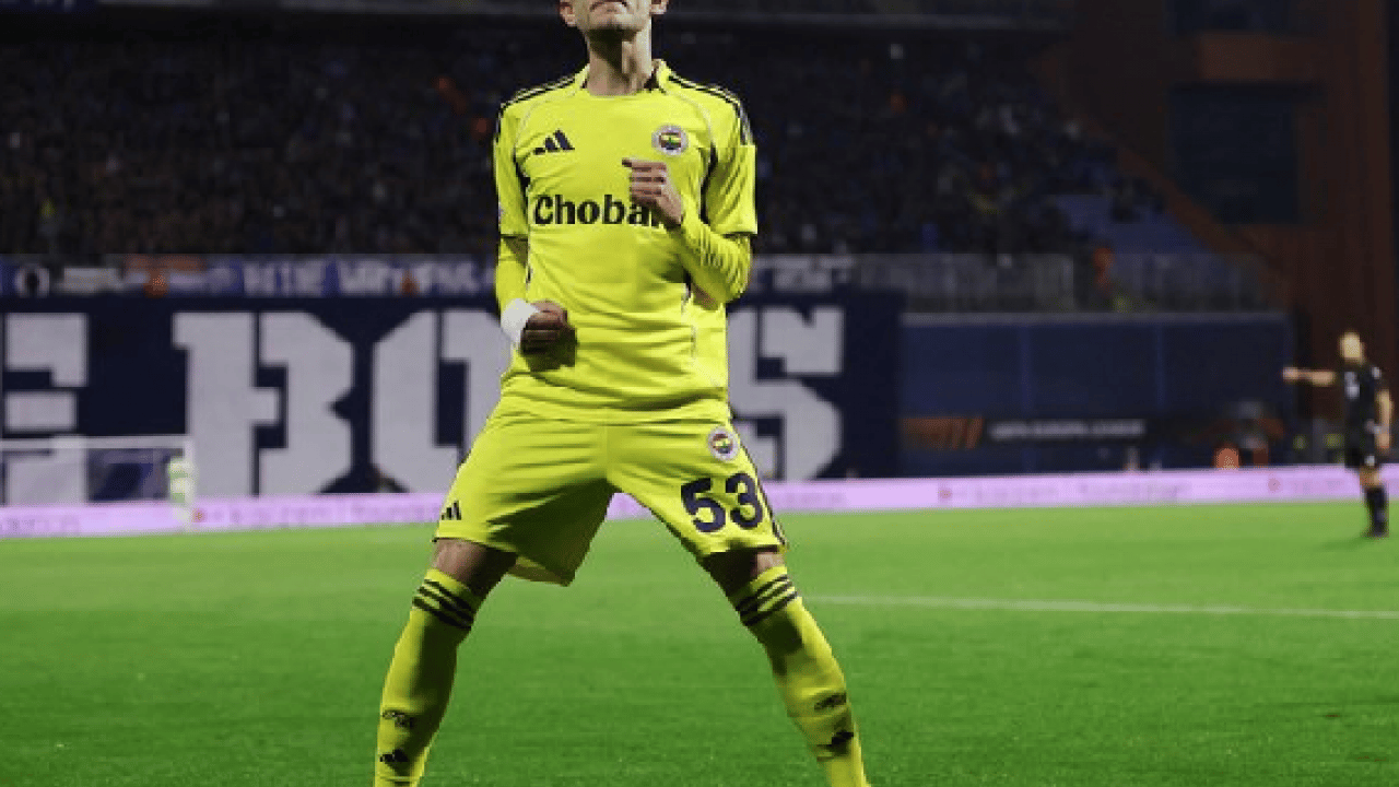 Foto - Fransızlara bak sen! Fenerbahçe'de taraftarla arası bozuk olan isme kancayı attılar... Haydi bakalım!