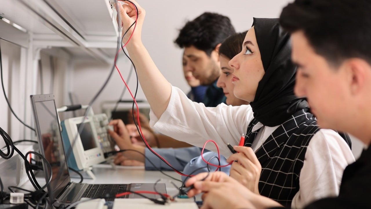 FSMVÜ’ye YÖKAK’tan Tam Akreditasyon