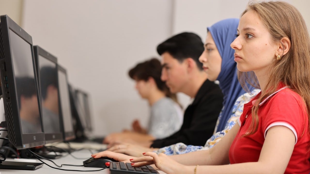 Foto - FSMVÜ’ye YÖKAK’tan Tam Akreditasyon