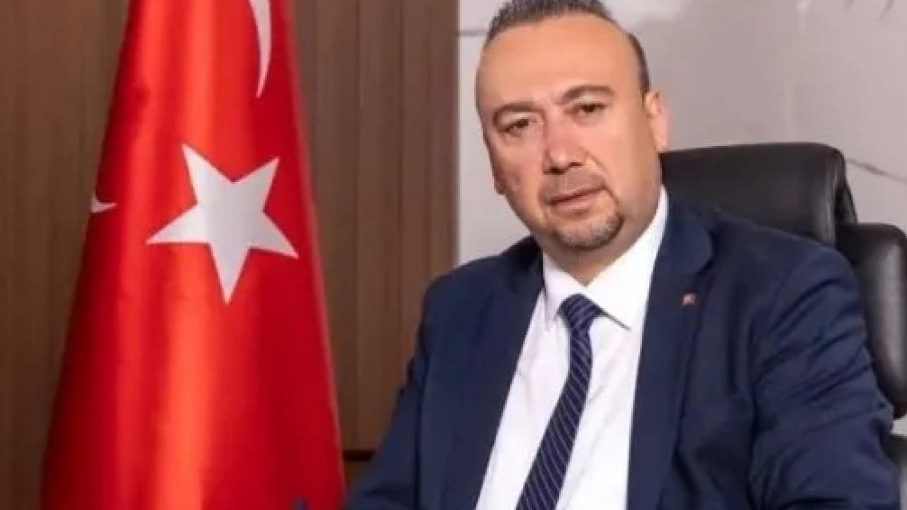 Foto - Fuhuşçu başkan Özkan Yalım’ın avukatı Özgür Özel’den