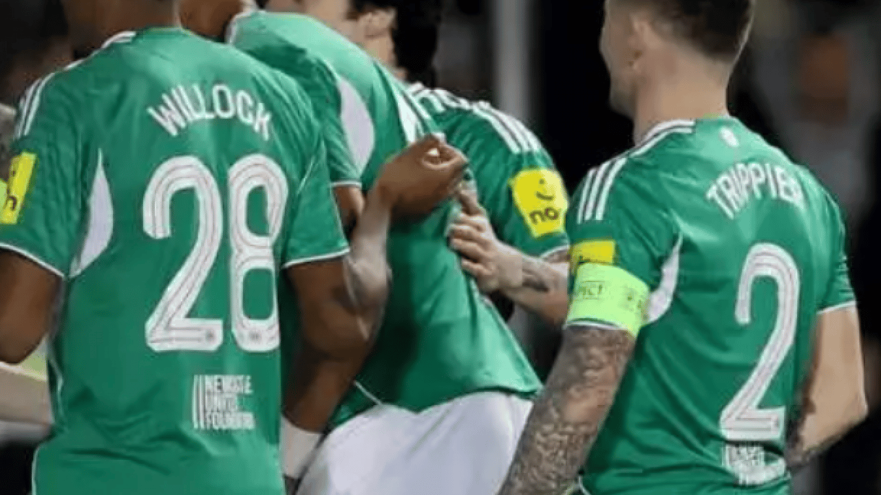 Foto - Futbolculara servet ödüyorlar! Türkiye'den bir takım listeye girdi!