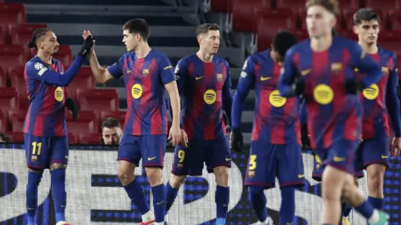 Foto - Futbolculara servet ödüyorlar! Türkiye'den bir takım listeye girdi!