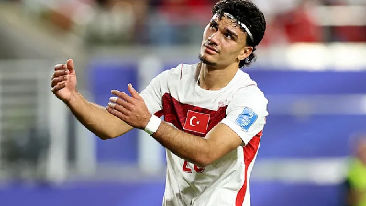 Foto - Galatasaray bombayı patlattı! Can Uzun ile anlaşma tamam