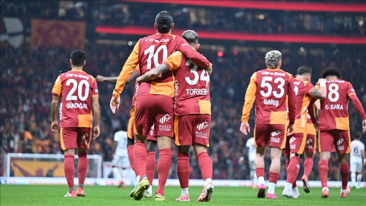 Foto - Galatasaray, Monaco deplasmanında! İşte muhtemel 11’ler 