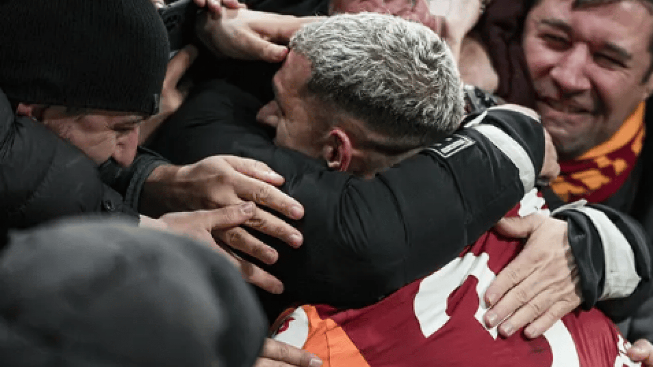 Foto - Galatasaray, Torreira'yı takımda tutmanın yolunu buldu: Aklından bile geçirme