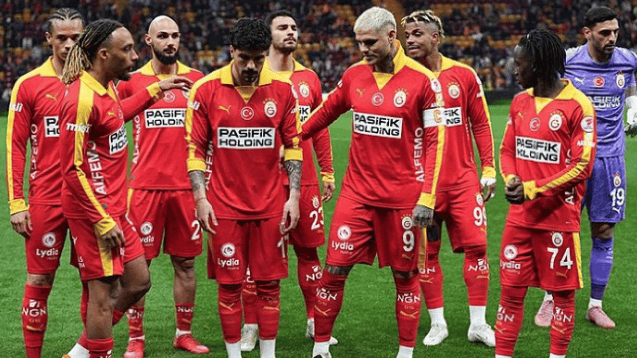 Galatasaray'a İsviçreli orta saha: Johan Manzambi! Bu gelişme çok konuşulur...