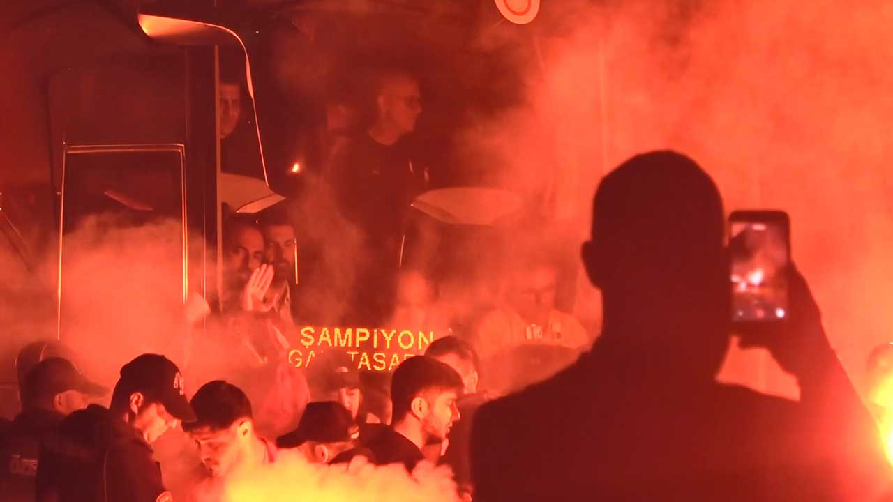 Foto - Galatasaray'a Kocaeli’de görkemli karşılama
