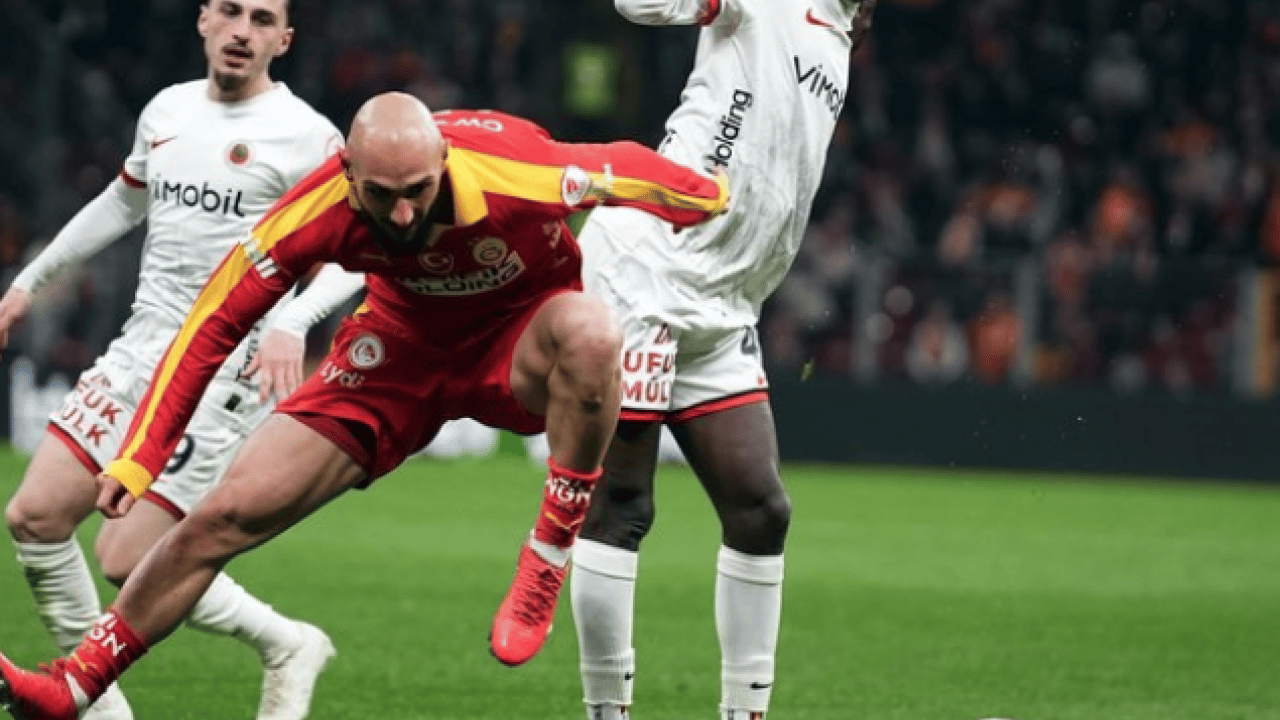 Foto - Galatasaray'da flaş ayrılık gelişmesi! Gençlerbirliği maçı sonrası bileti kesildi