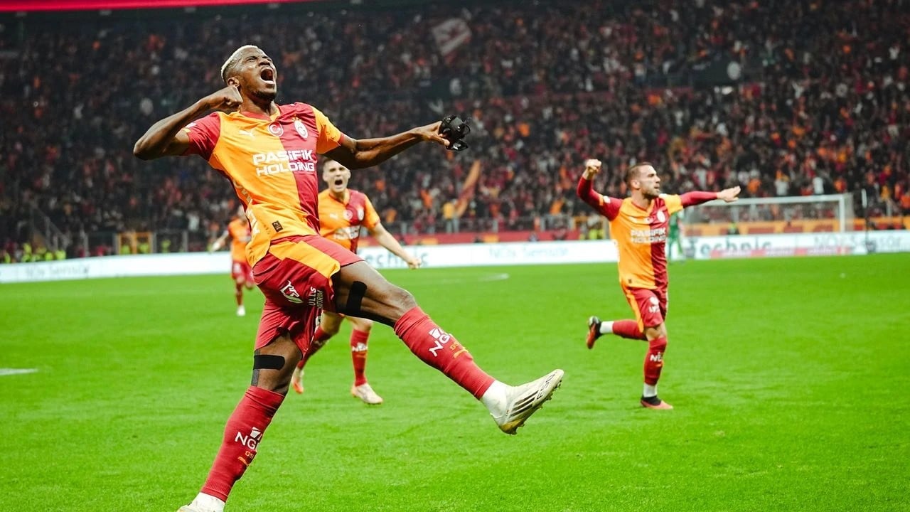 Foto - Galatasaray'da sevindiren Osimhen gelişmesi!
