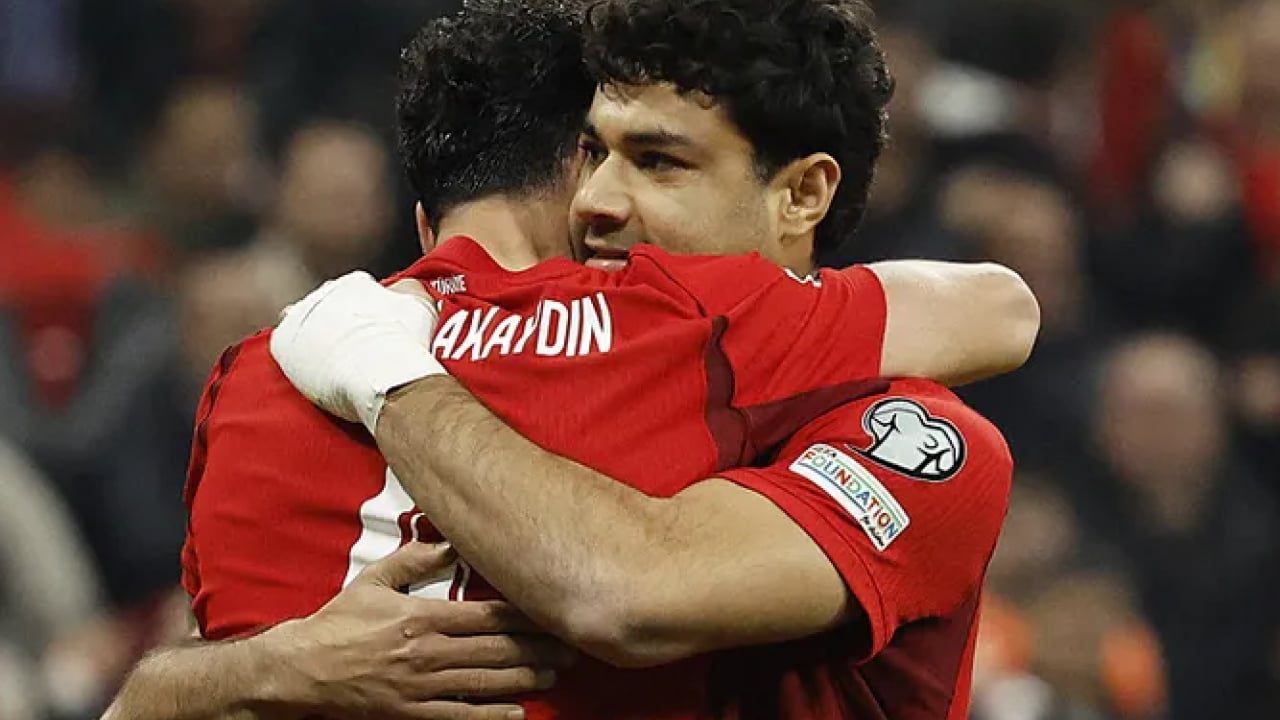 Foto - Galatasaray'da transfer bombası! Yıldız oyuncu geri dönüyor