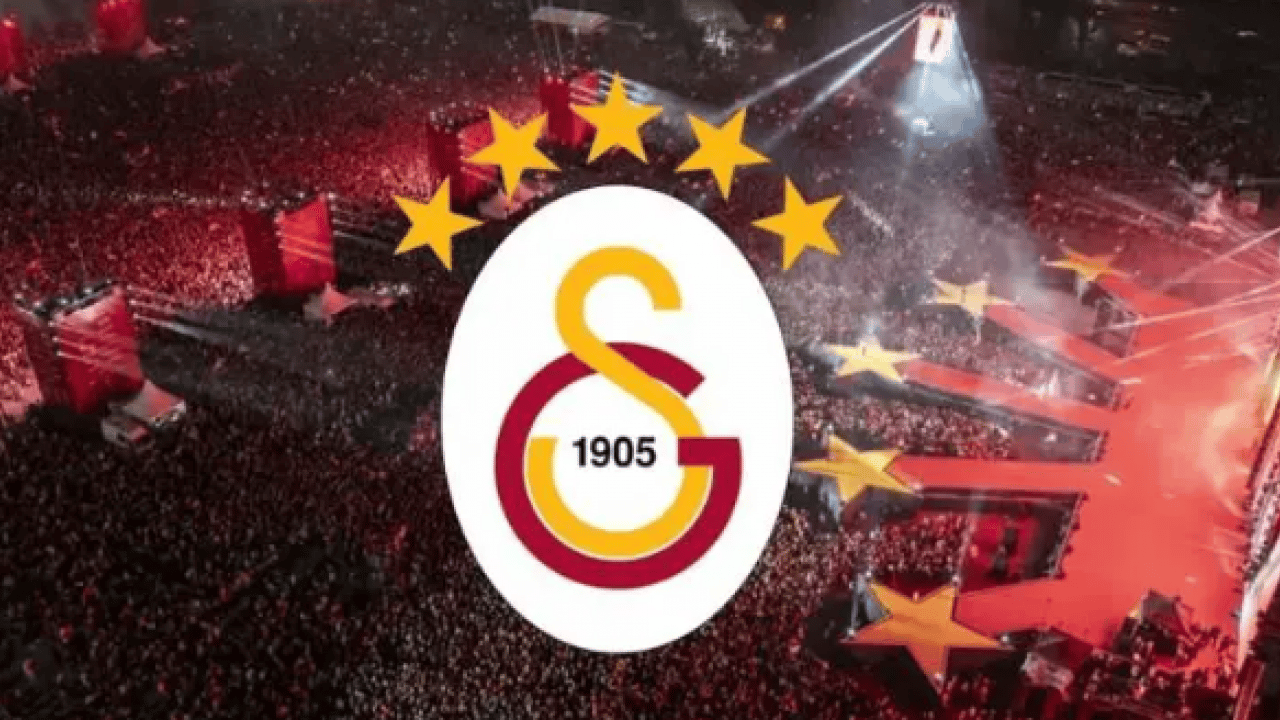 Foto - Galatasaray'dan Dua Lipa hamlesi! Kesenin ağzını açtılar!