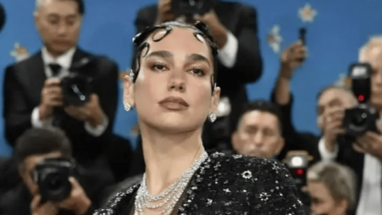 Foto - Galatasaray'dan Dua Lipa hamlesi! Kesenin ağzını açtılar!