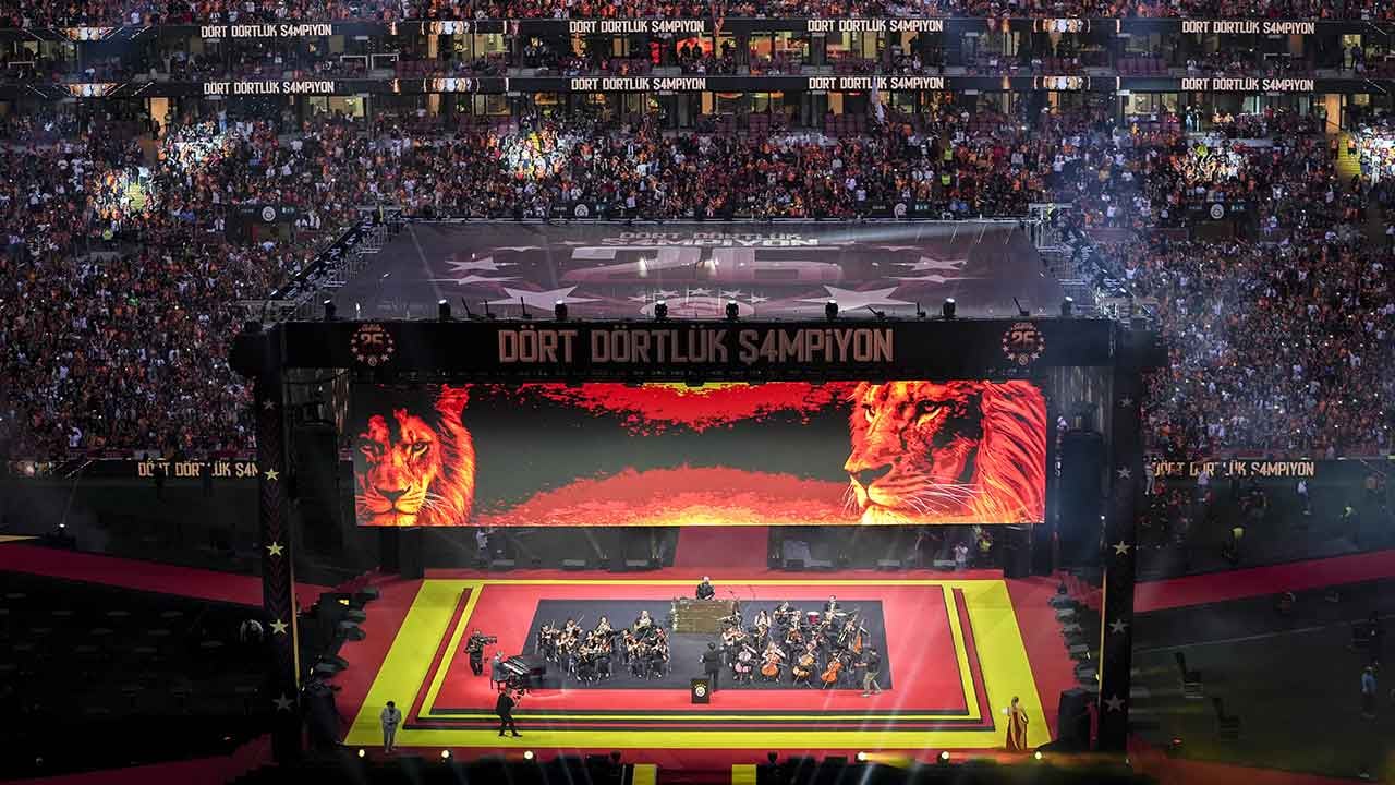 Foto - Galatasaray'dan RAMS Park'ta görkemli şampiyonluk kutlaması