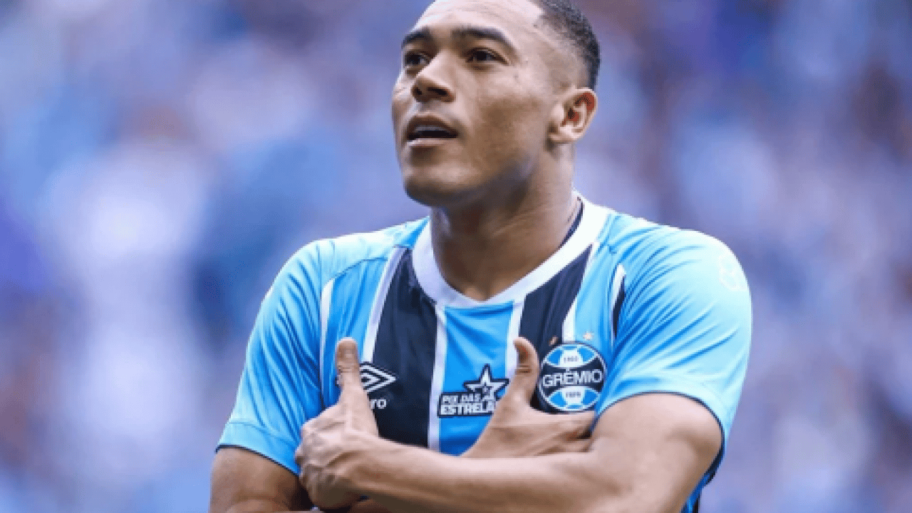 Foto - Galatasaray’ın eski yıldızı şoke etti! 6 dakikada 3 penaltı kaçırdı