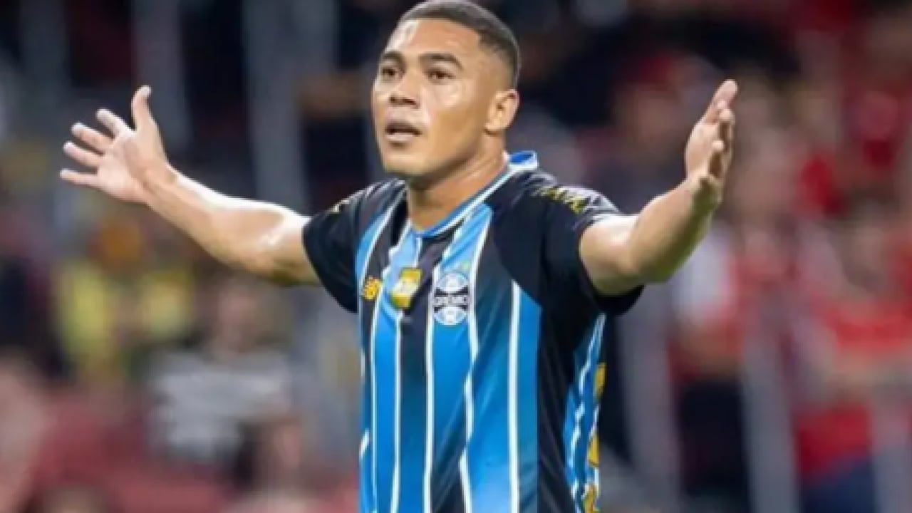 Foto - Galatasaray’ın eski yıldızı şoke etti! 6 dakikada 3 penaltı kaçırdı