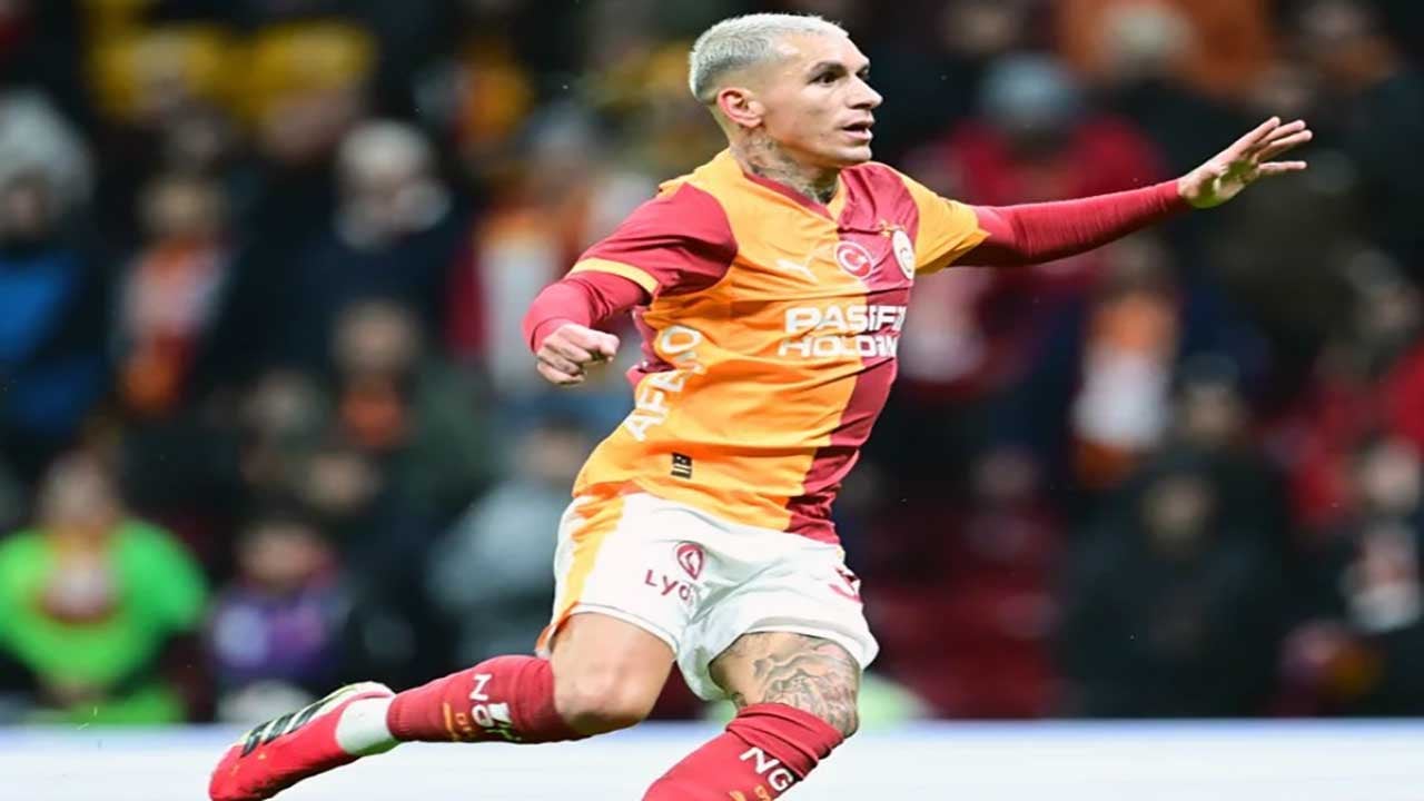 Foto - Galatasaray'ın yıldız futbolcusu Torreira'ya yumruklu saldırı