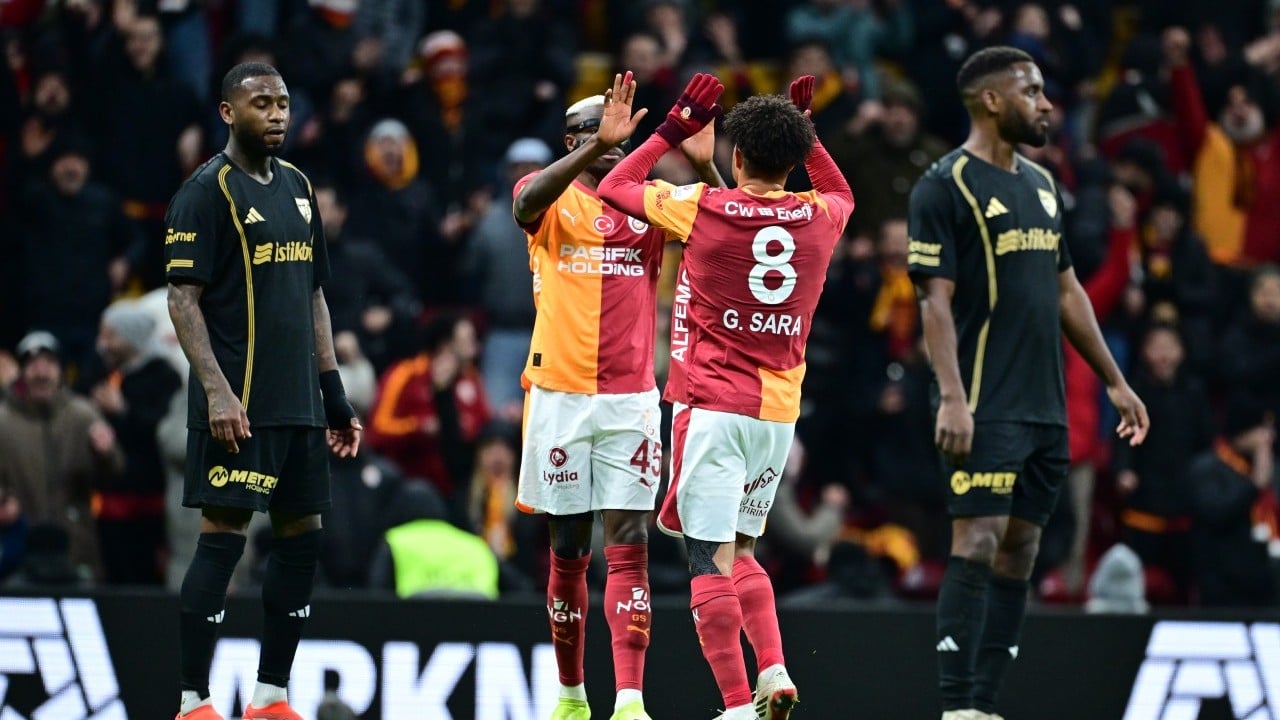 Foto - Galatasaraylı muhabir o krize dikkat çekti! İddialar hep konuşuluyordu ve kriz patladı mı?
