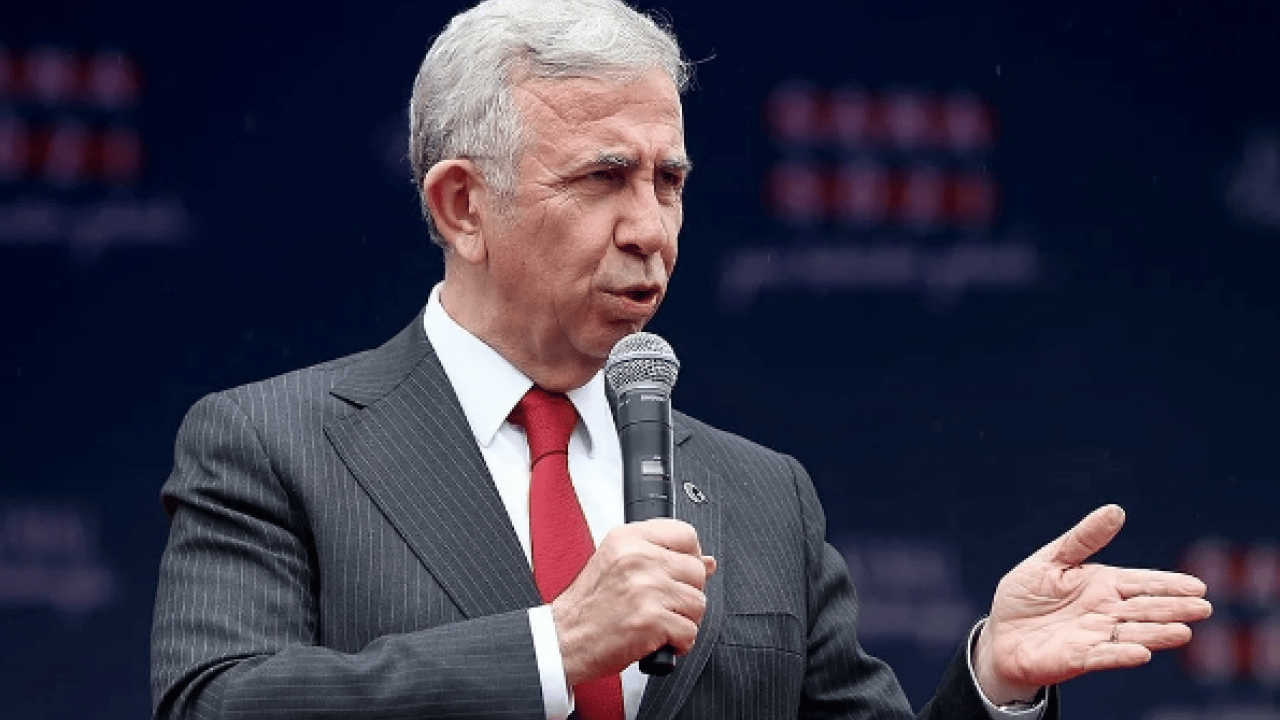 Foto - Gazeteci İsmail Saymaz, ABB Başkanı Yavaş, hakkındaki soruşturma ile ilgili resmi belgeye ulaştı