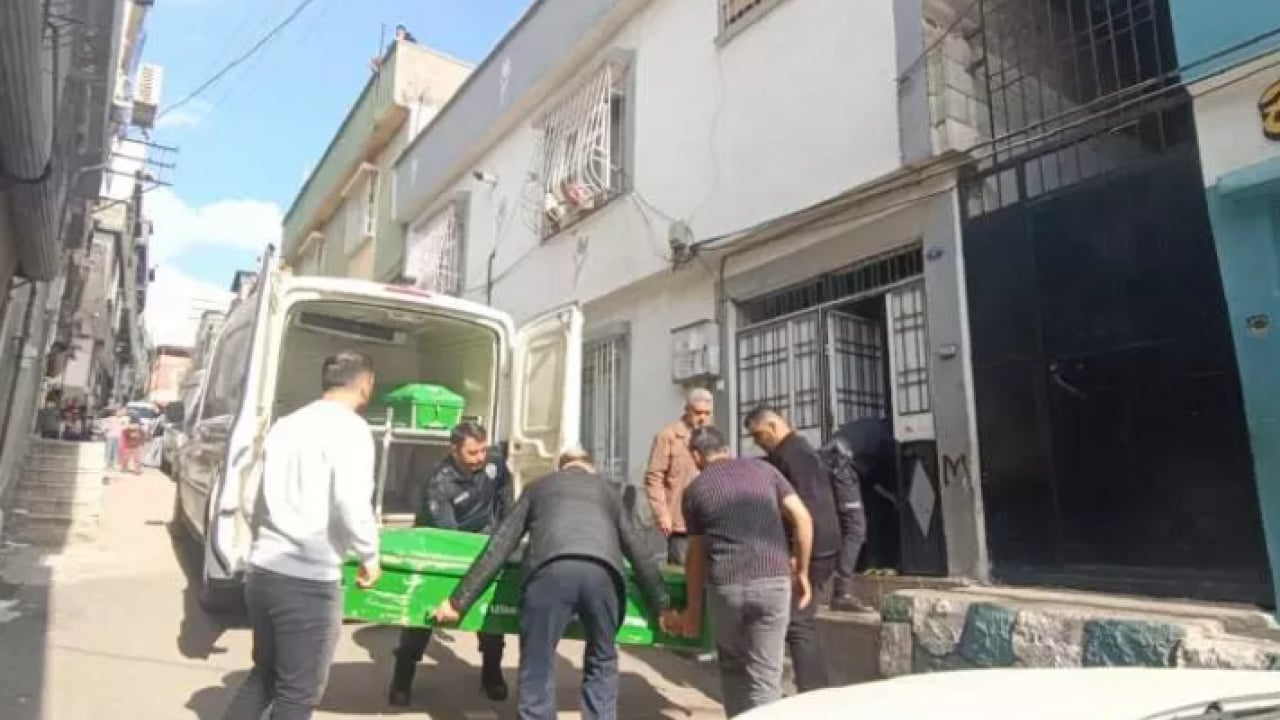 Foto - Gaziantep'te aile faciası: 14 yaşındaki kız babasını öldürdü!