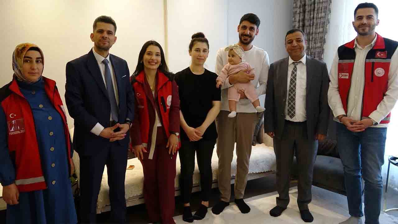 Foto - Depremden sonra umut: Destekle kurulan yuva, bebekle büyüdü