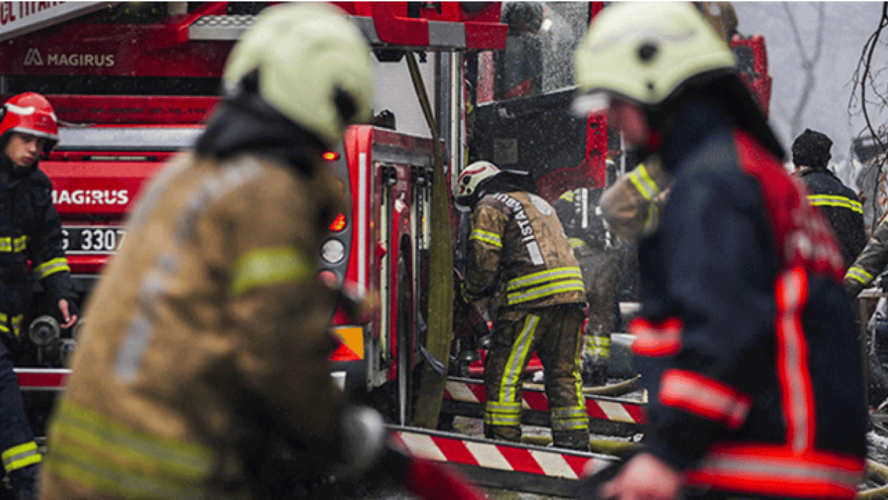 Foto - Gaziantep’te korkutan yangın: İş yerini saran alevler 2 saatte kontrol altına alınabildi