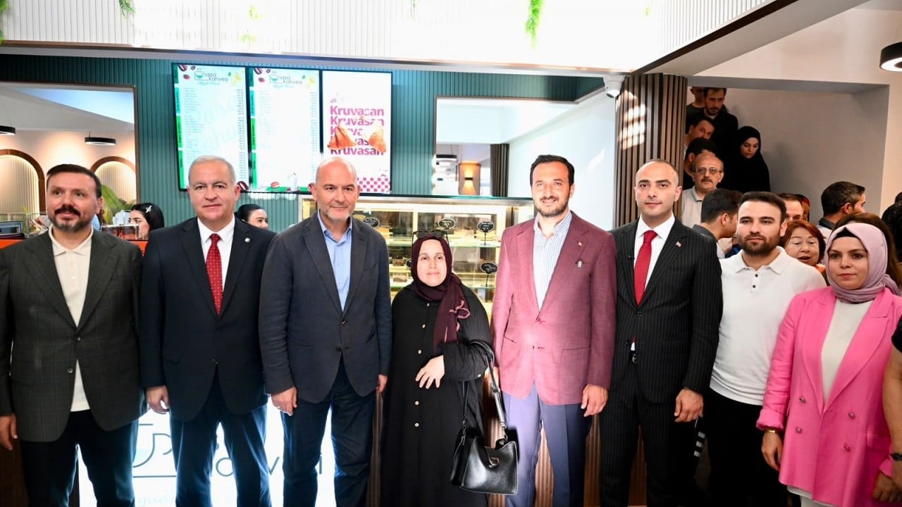 Foto - Gaziosmanpaşa'da Paşa Kahveleri dönemi başladı: Taşlıtarla hizmete açıldı