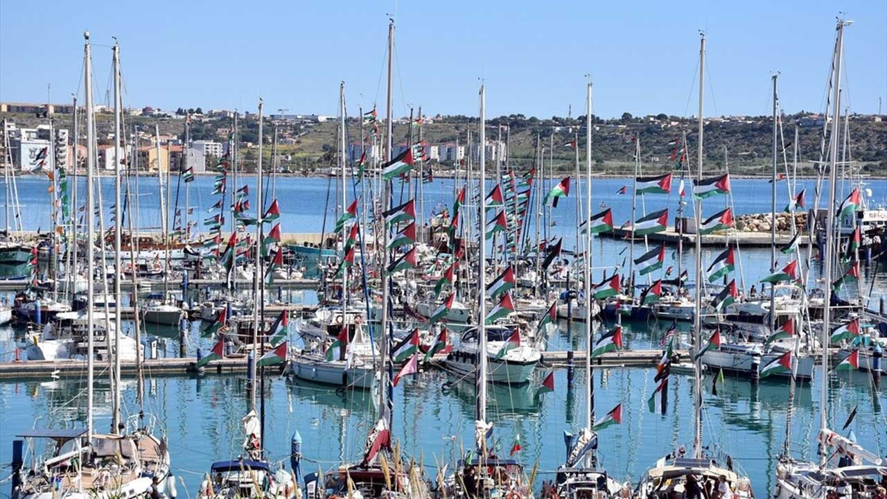 Foto - Gazze ablukasına sivil tokat! Küresel Sumud Filosu 
