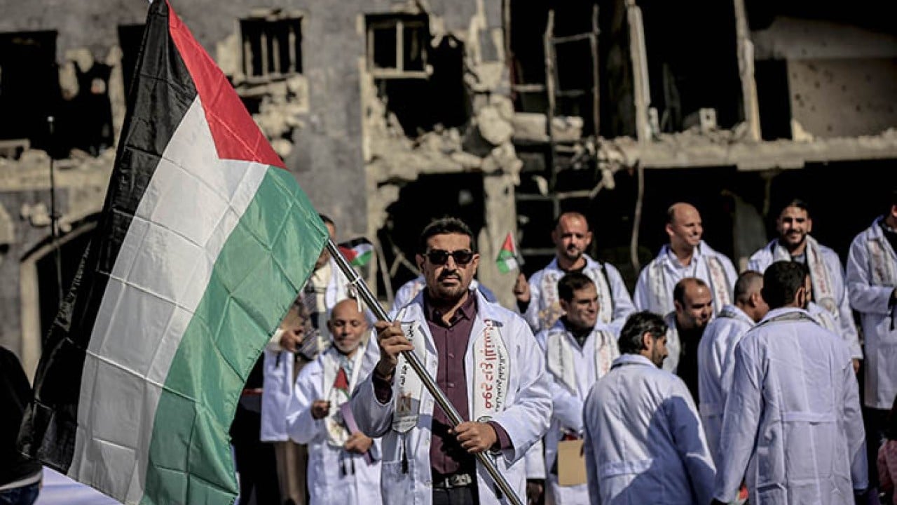 Foto - Gazze'de 168 doktor uzmanlık sertifikasını aldı. Yıkımın içinde doktor oldular