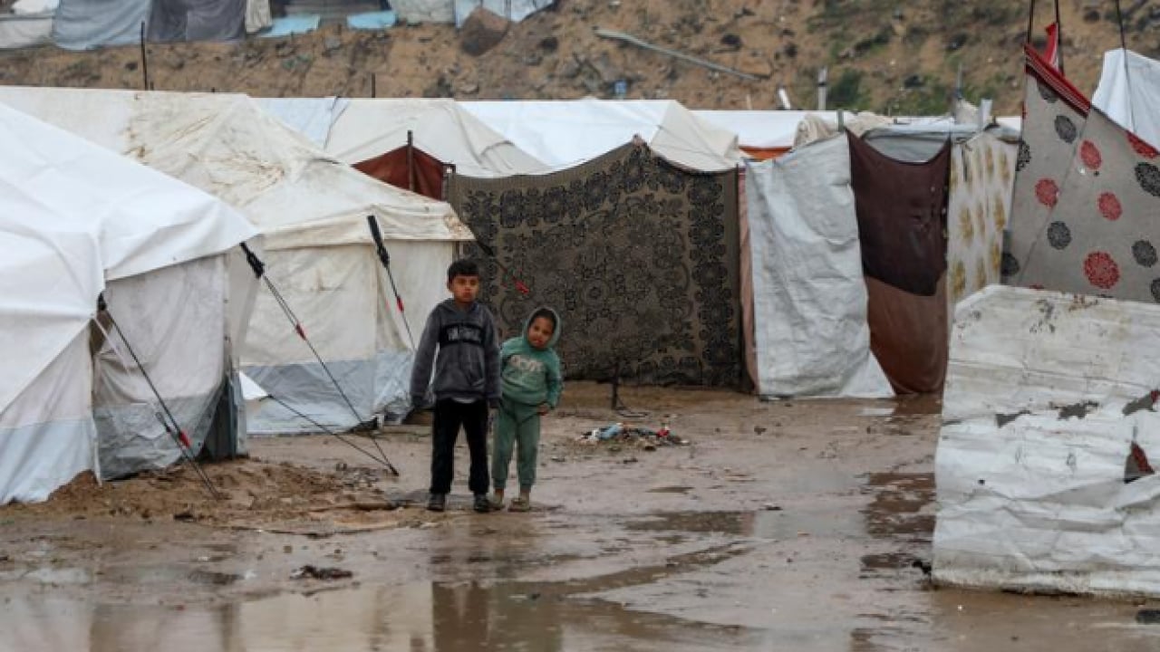 Foto - Gazze’de kışın en ağır bilançosu! Bombaların yerini soğuk ve ölümcül virüsler aldı